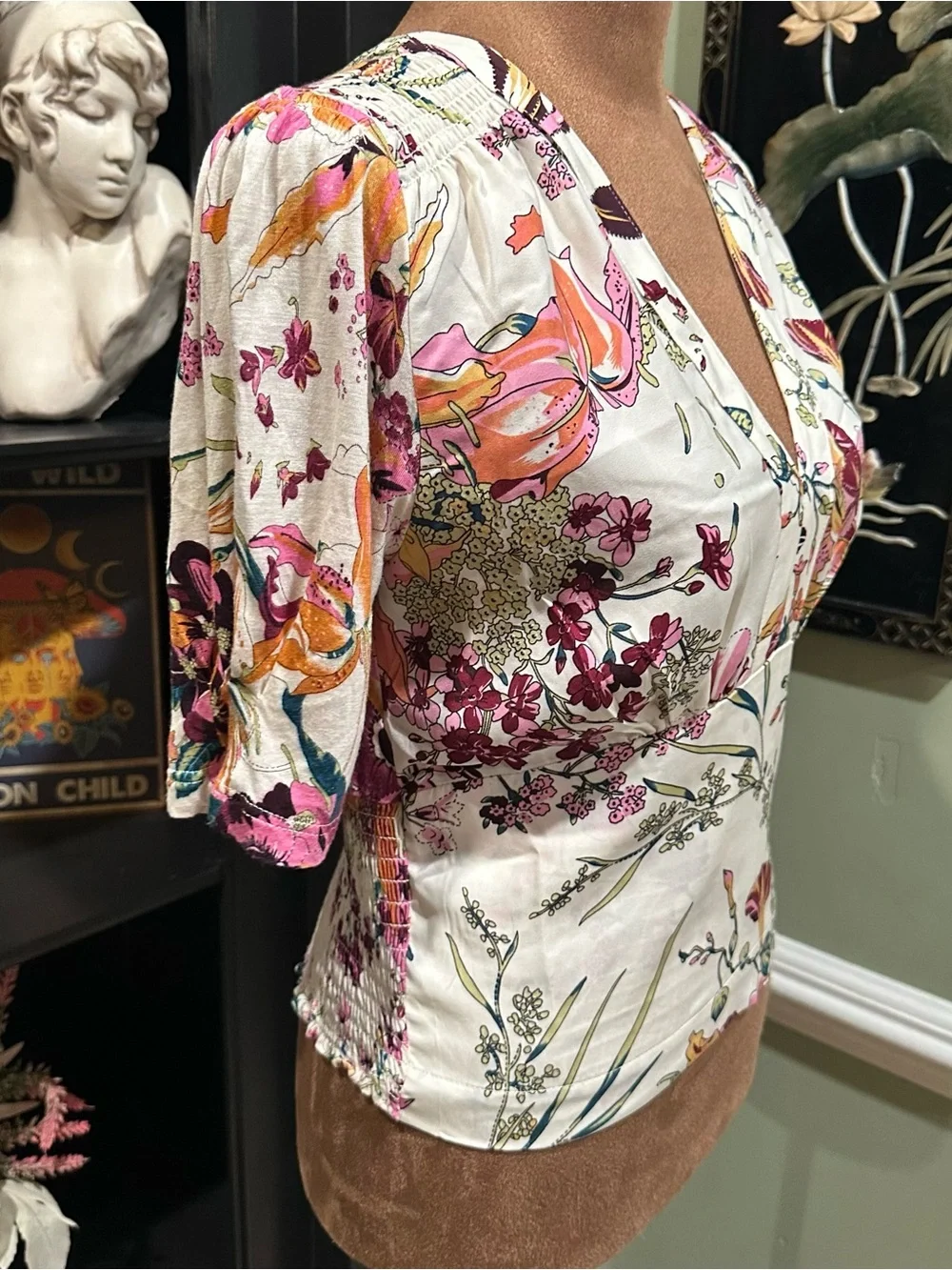 Anthropologie Tiny Adelaide Cream Floral V‑Neck Blouse with Smocked Puff Sleeves